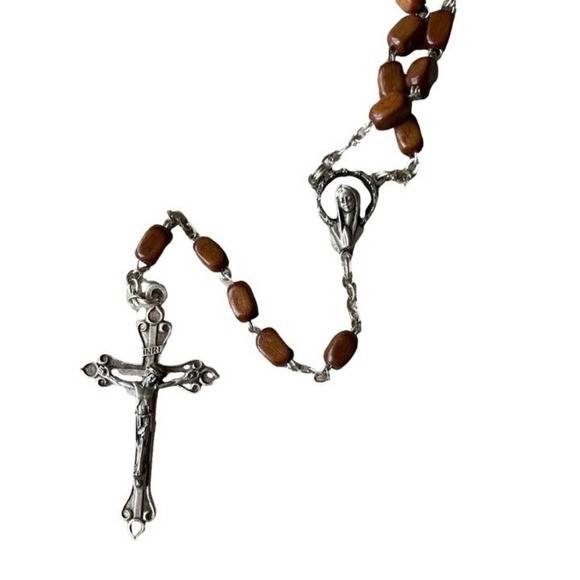 Rosary Rectangular Wooden Beads With Silver Crucifix and Blessed Mother Italy - Picture 2 of 5